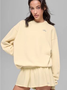 ALO Yoga Crew Neck Pullover 💛